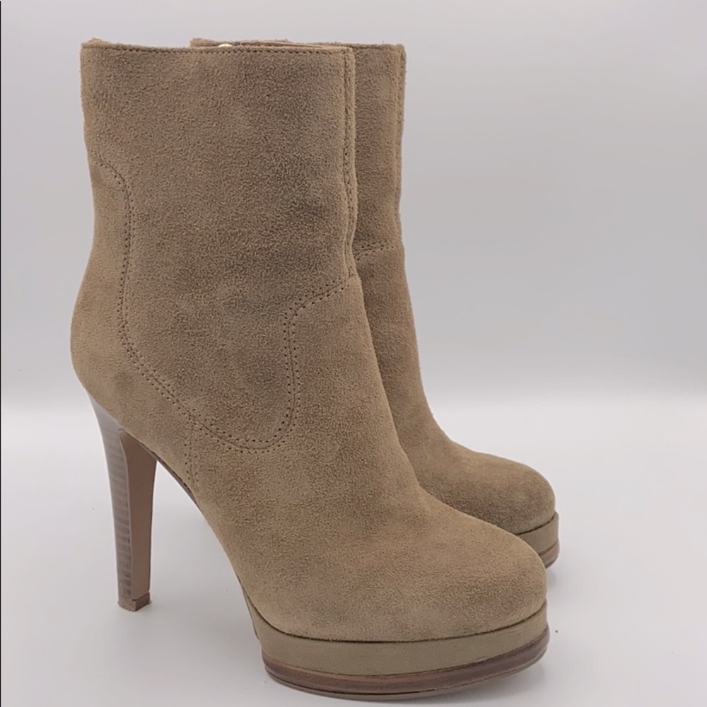 Nine West Ankle Booties!